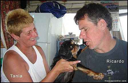081231_E_Tania_Ricardo_dog_900x500_opt8ADV.jpg