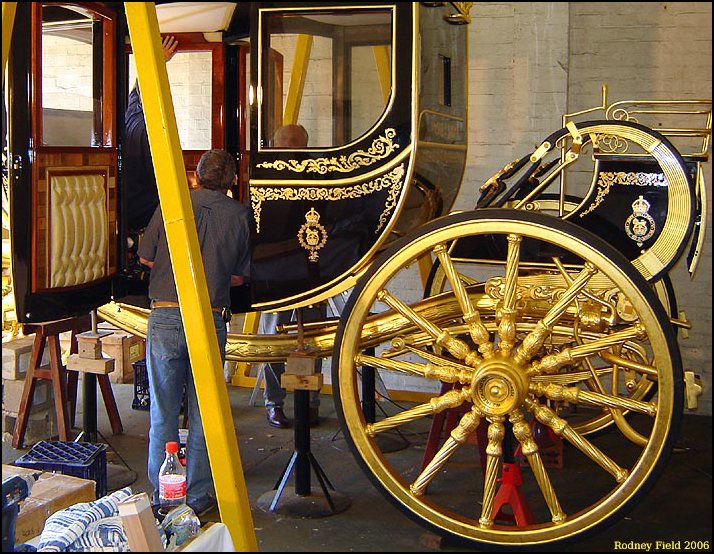 RoyalCoach10.jpg